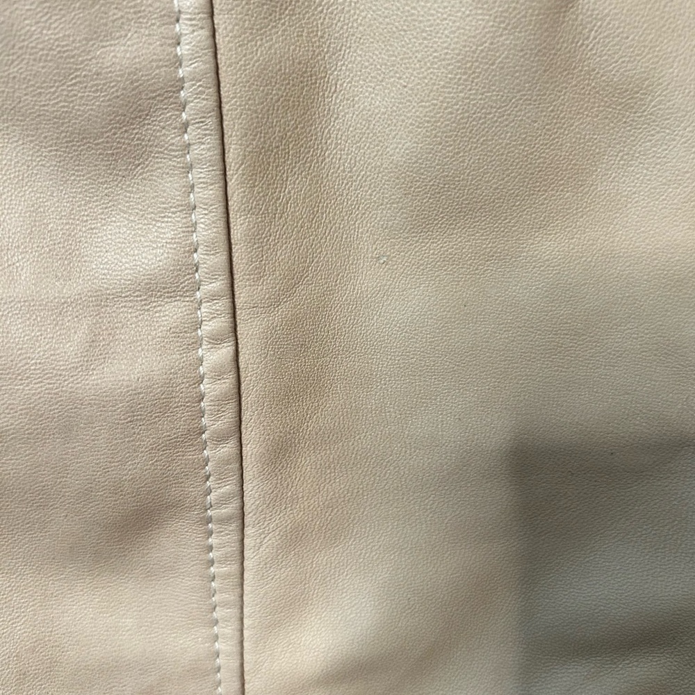 Elegant Halogen genuine leather jacket in a beautiful nude neutral tone 🤍 - Picture 11 of 11